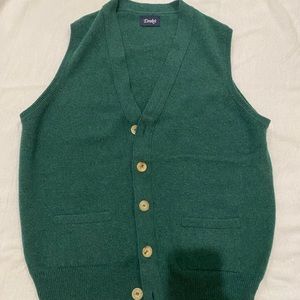 Drakes, pure wool , Large, Green vest